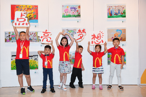 麦当劳2019点亮梦想历史档案素材 2